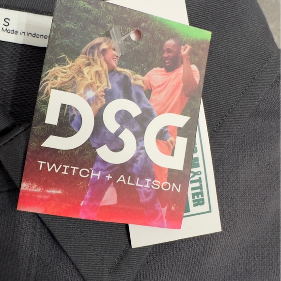 DSG Twitch+ Allison sweat tops - Picture 5 of 11